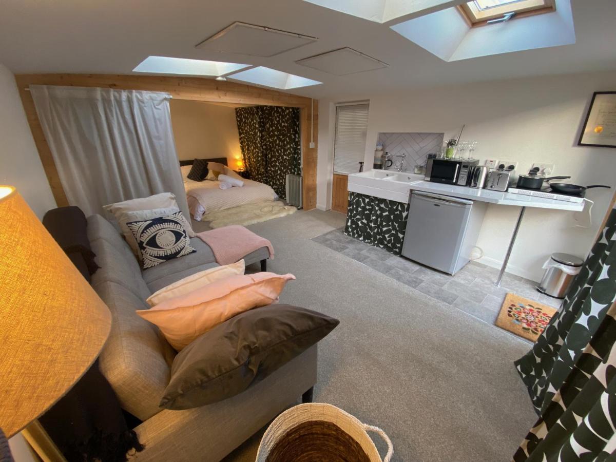The Dragonfly Bnb, グラストンベリー エクステリア 写真
