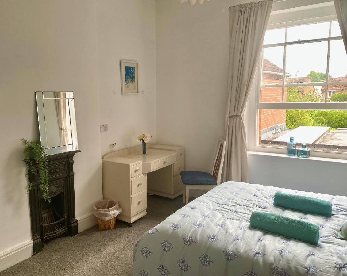 The Dragonfly Bnb, グラストンベリー エクステリア 写真