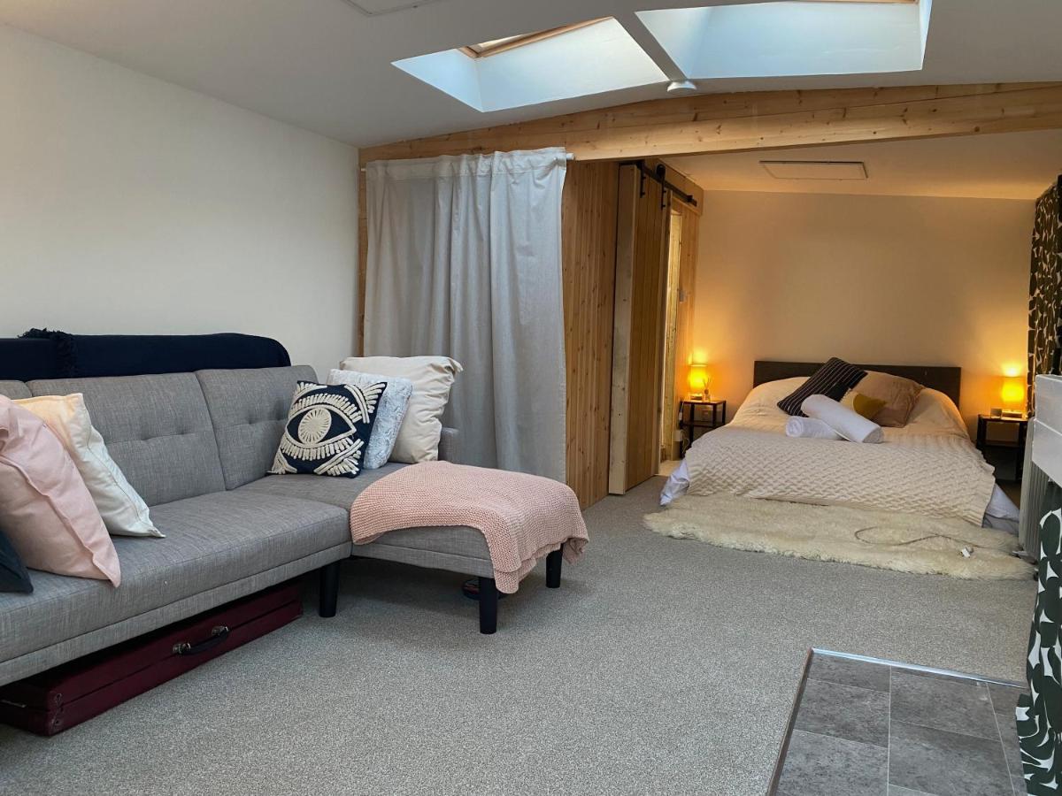 The Dragonfly Bnb, グラストンベリー エクステリア 写真